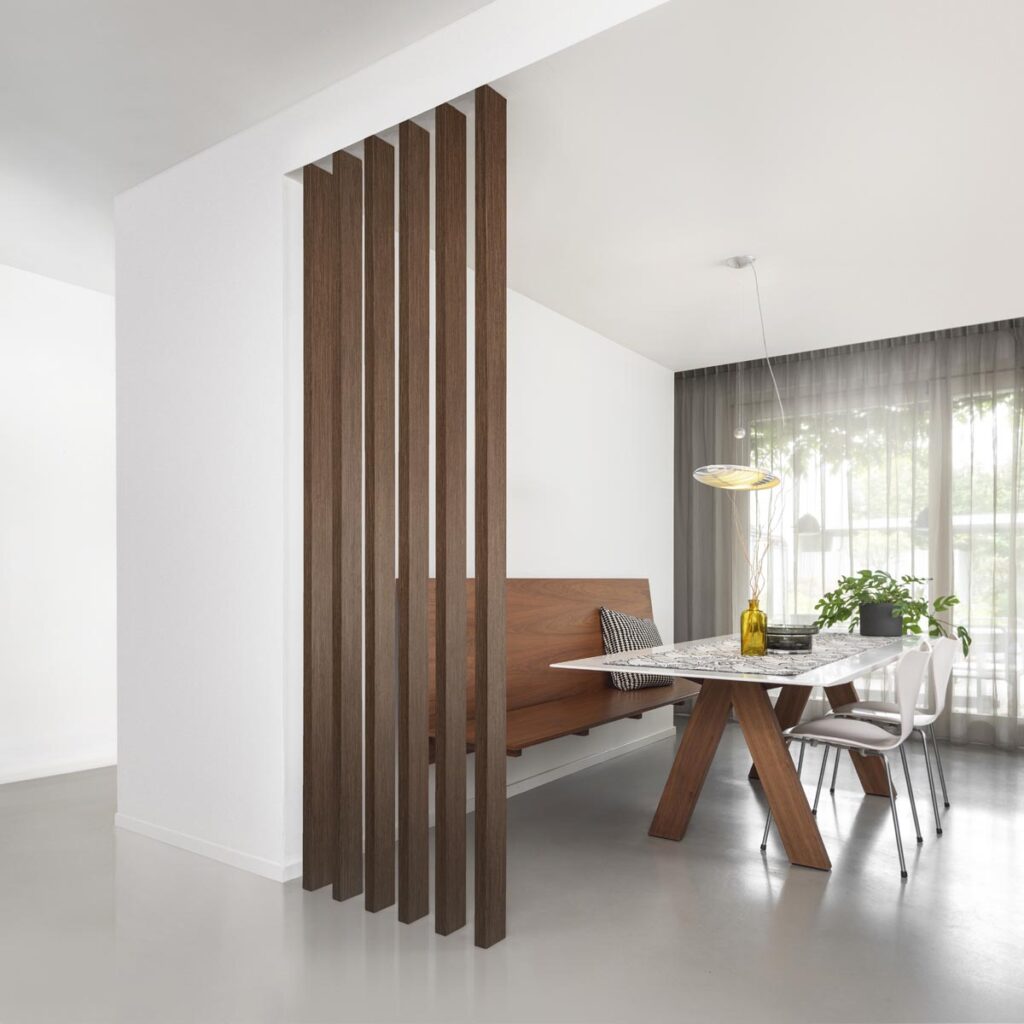 Roomdivider walnoot
